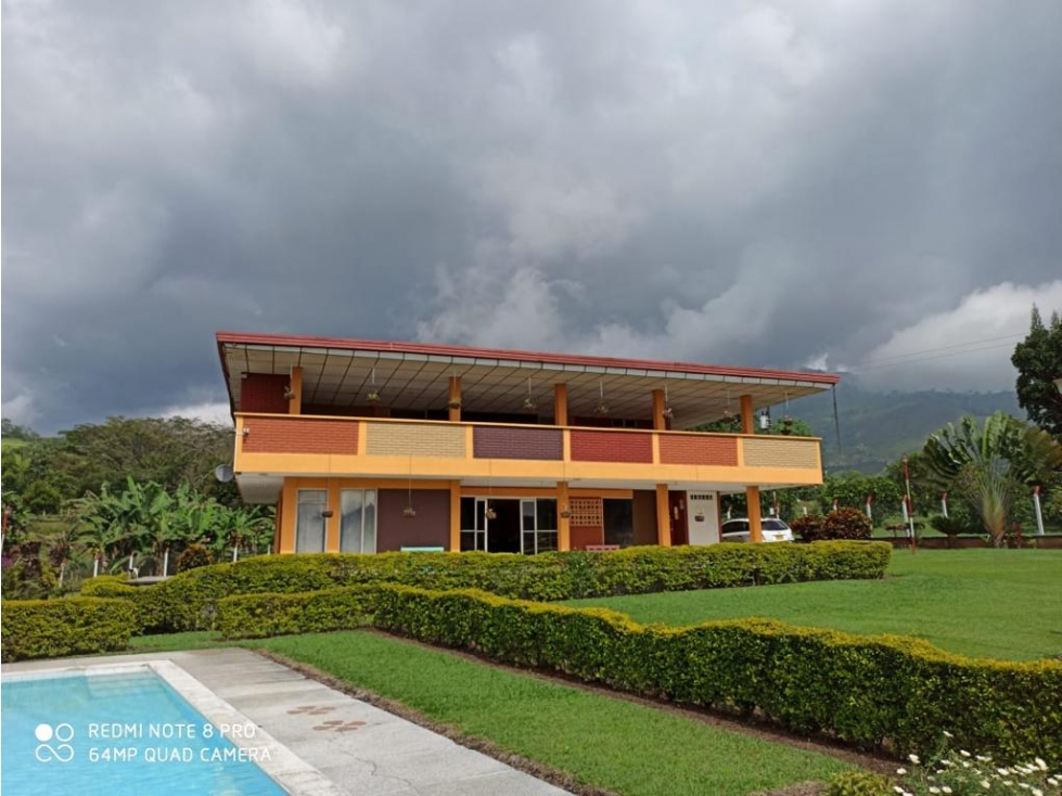 Se Vende Casa Campestre en Risaralda - 2
