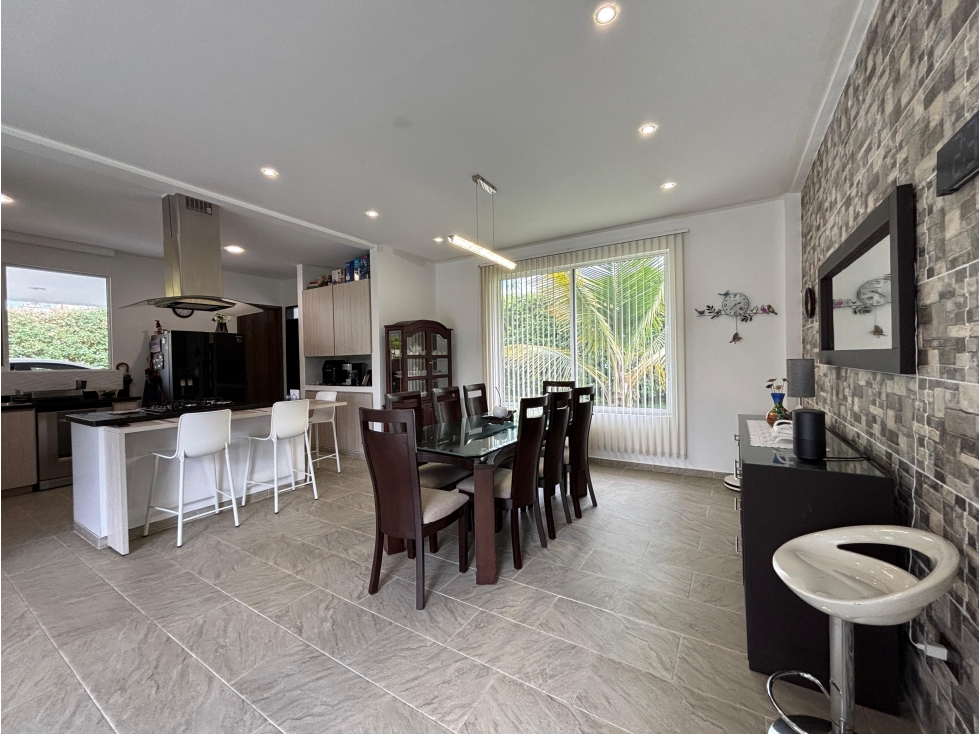 Se Vende Casa Campestre en Vía Cerritos - Pereira