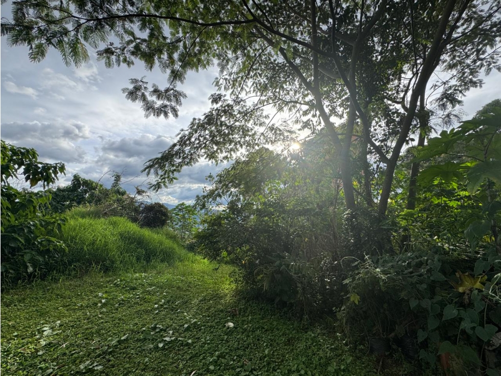 Venta lote en El Poblado, excelente ubicación. — foto 6