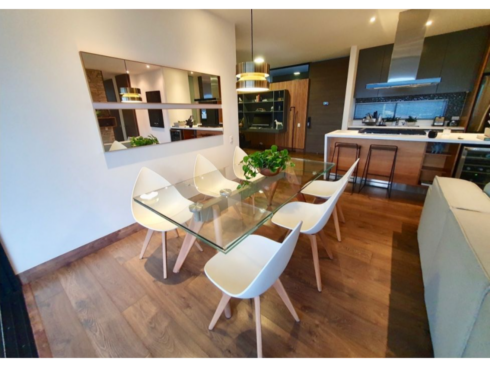 Venta apartamento con balcón. El Poblado. San Lucas. U. con piscina. — foto 6