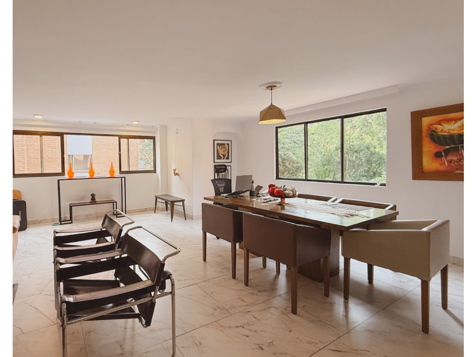 Venta apartamento remodelado y amoblado. El Poblado, Inferior. — foto 2