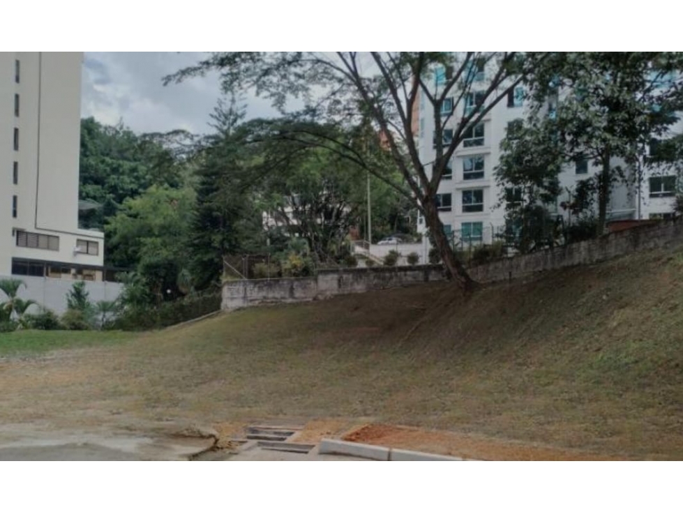 Venta dos lotes en El Poblado ((Total 133660M2))