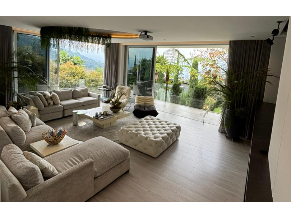 Venta casa de lujo, vista panorámica. Unidad cerrada Las Palmas. — foto 4