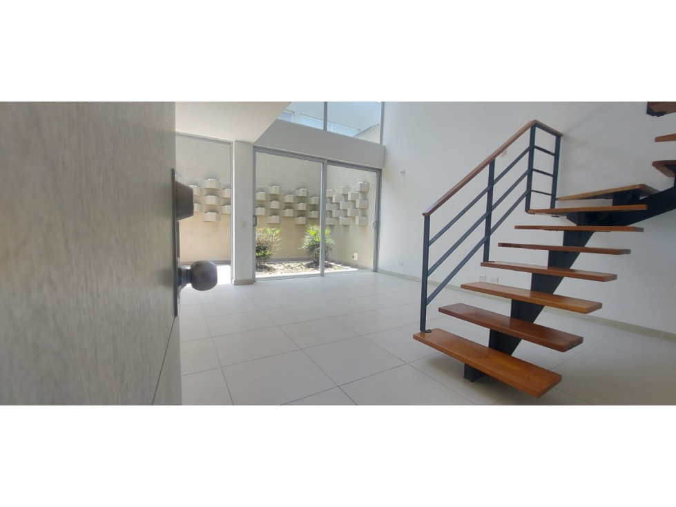Casa en Venta en Unidad Cerrada en Rionegro Antioquia - 1