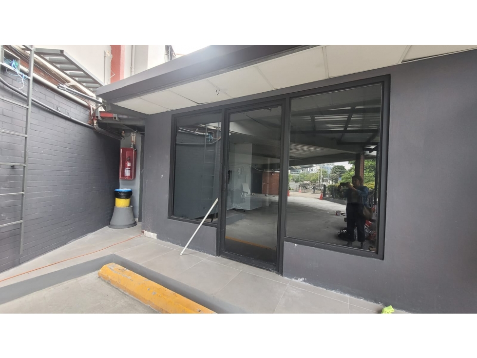 Local comercial Calle 50 - Cerca de Multiplaza