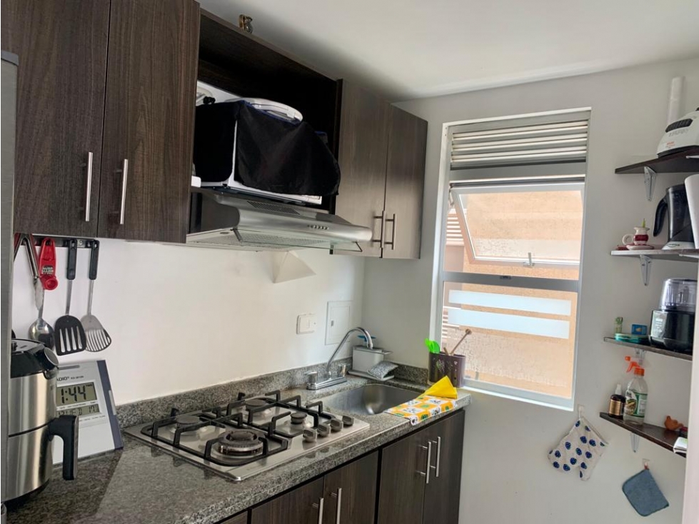 Vendo Apartamento en Cajicá cuarto piso ingreso escalera. - 1