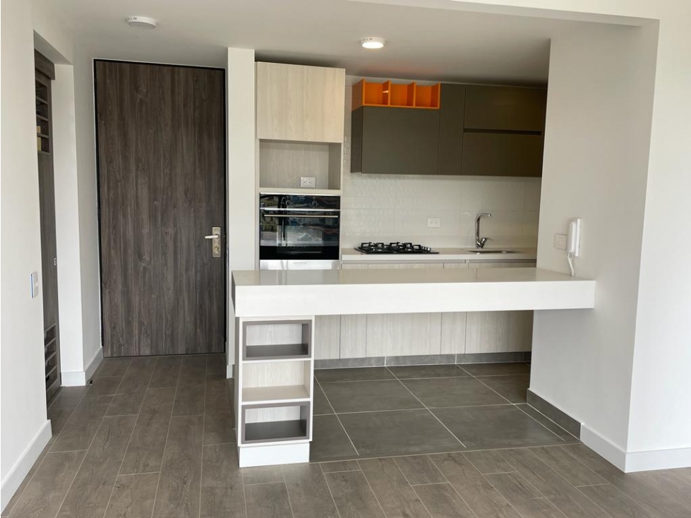 Arriendo apartamento con excelente ubicación en Cajica. - 2