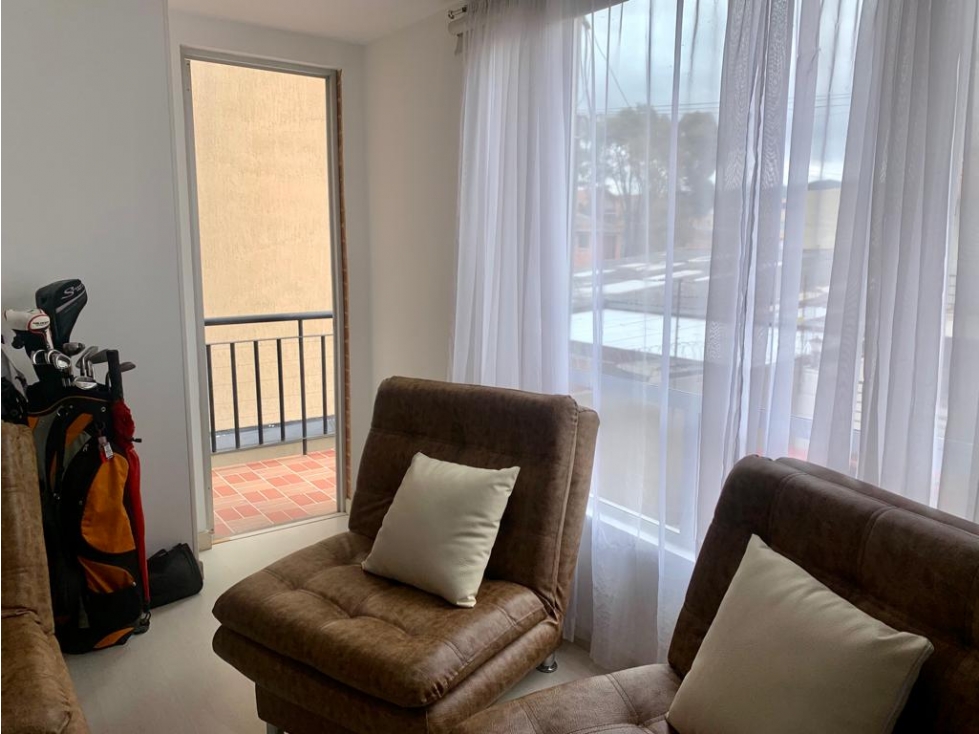 Vendo Apartamento en Cajicá cuarto piso ingreso escalera. - 6
