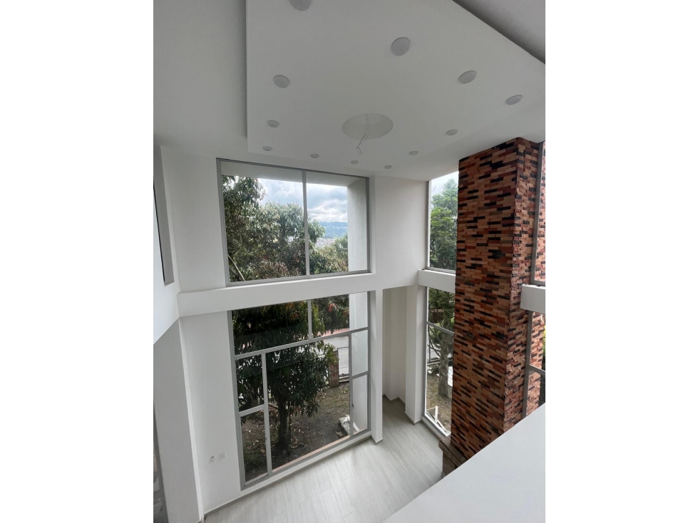 CASA PARA ESTRENAR EN VENTA - MANIZALES
