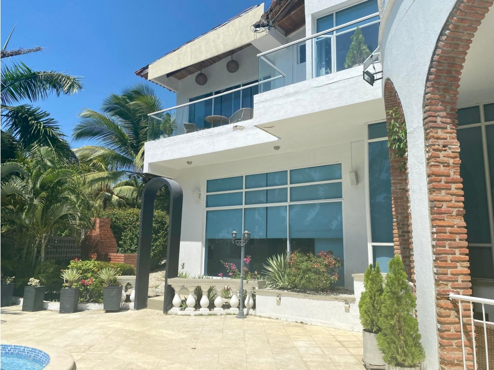 VENDO CASA EN COLINAS DE PRADOMAR CON CERCANÍA A LA PLAYA