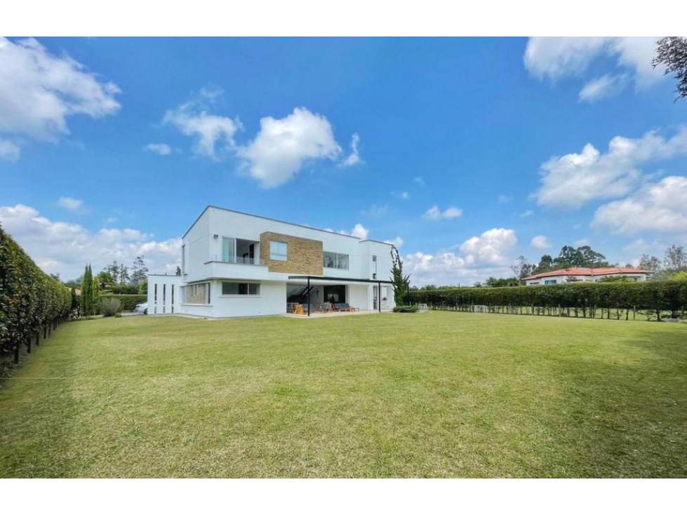 VENTA O ARRIENDO DE CASA EN LLANO GRANDE