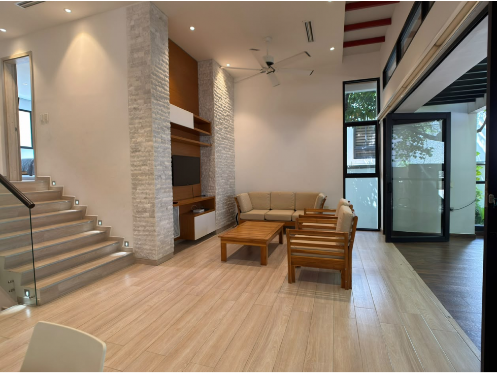 VENTA DE CASA EN SANTA MARTA DE TRES NIVELES - 5