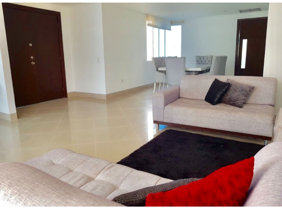 VENTA DE APARTAMENTO EN LA CONCEPCIÓN — foto 2