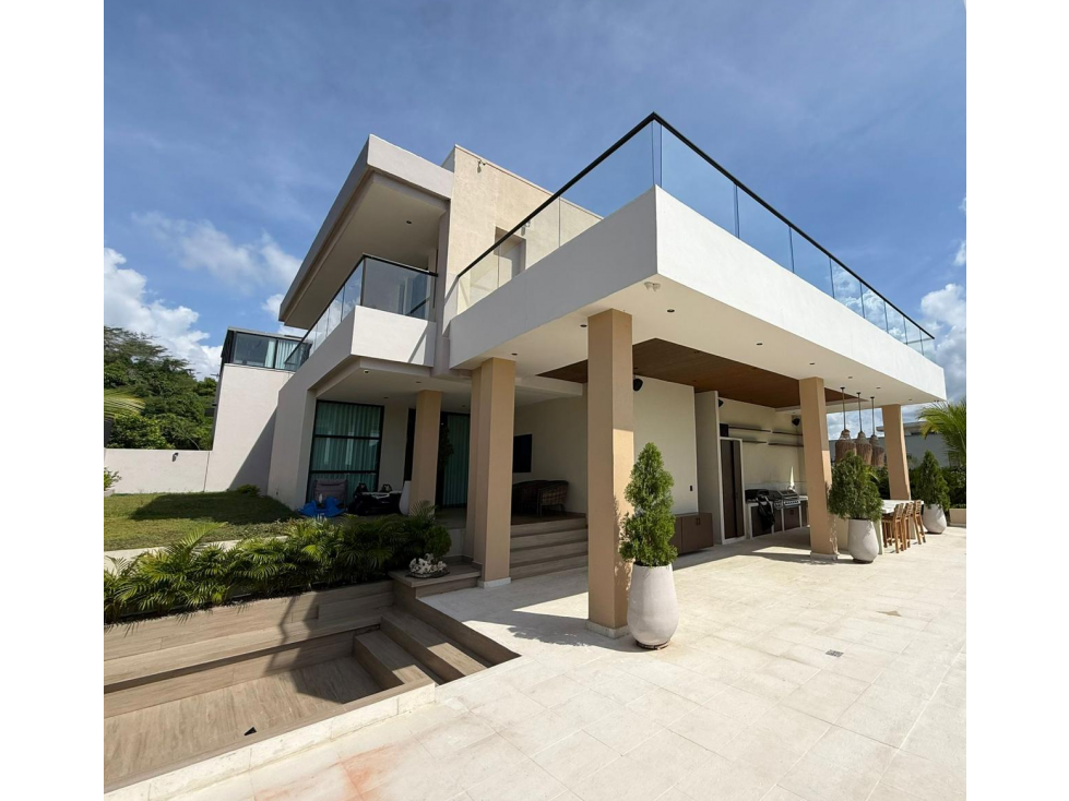 ARRIENDO POR DIA CASA AMOBLADA EN LAGOS DE CAUJARAL - 1
