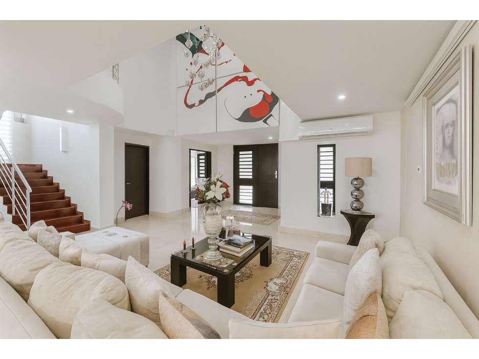 VENDO O RENTO CASA DE TRES NIVELES EN SALGAR — foto 3