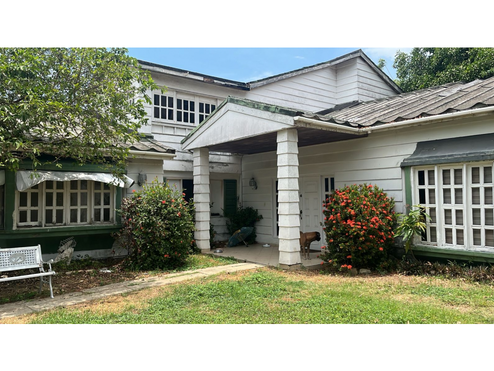 VENTA DE CASA EN LA AVENIDA LAS DUNAS