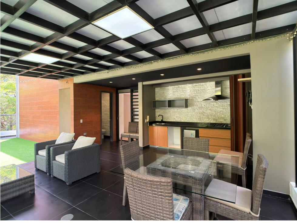 VENTA DE CASA EN SANTA MARTA DE TRES NIVELES - 3