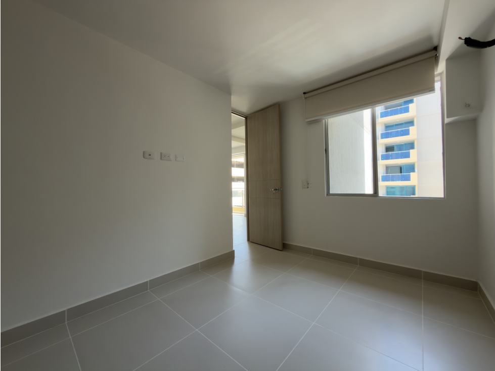ARRIENDO O VENTA DE APARTAMENTO EN RIOMAR — foto 6
