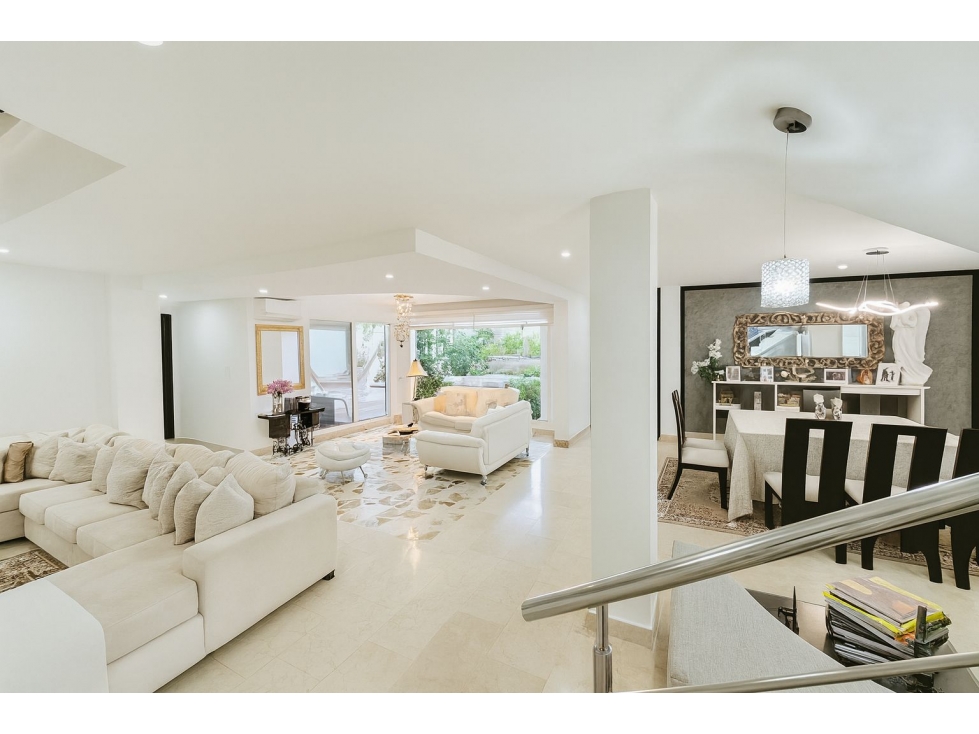 VENDO O RENTO CASA DE TRES NIVELES EN SALGAR — foto 4