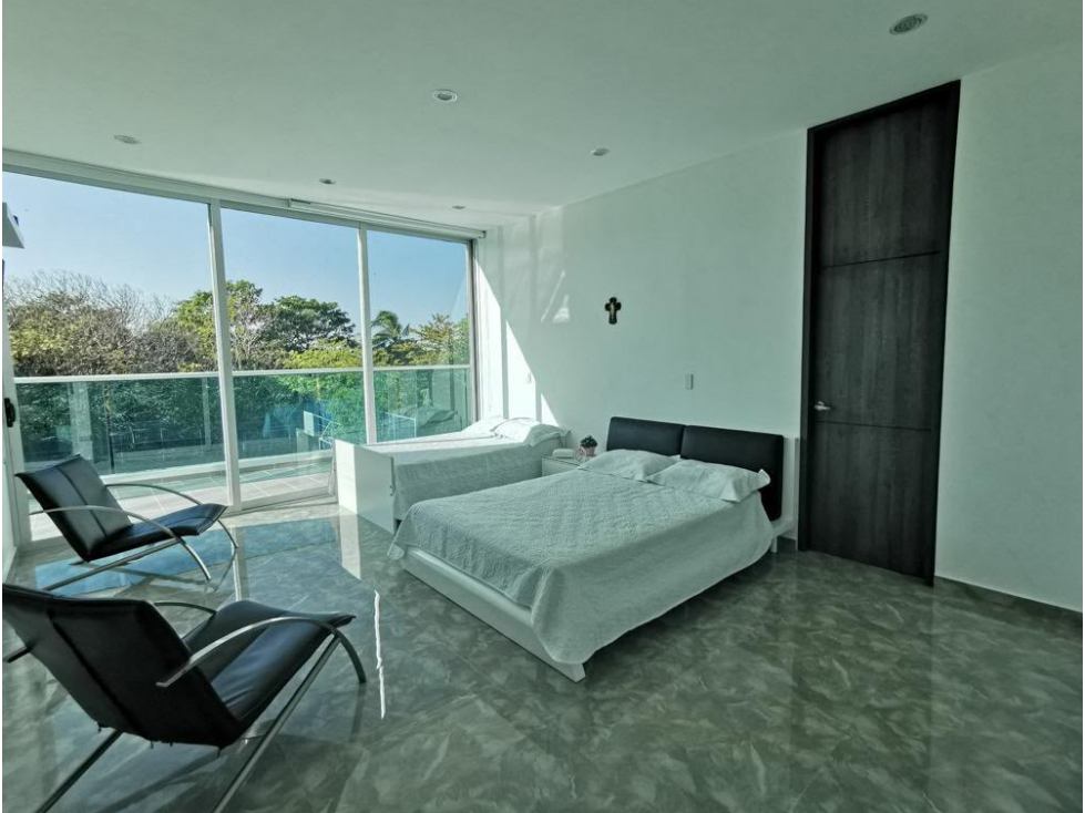 CABAÑA EN VENTA EN PLAYA MENDOZA - 6