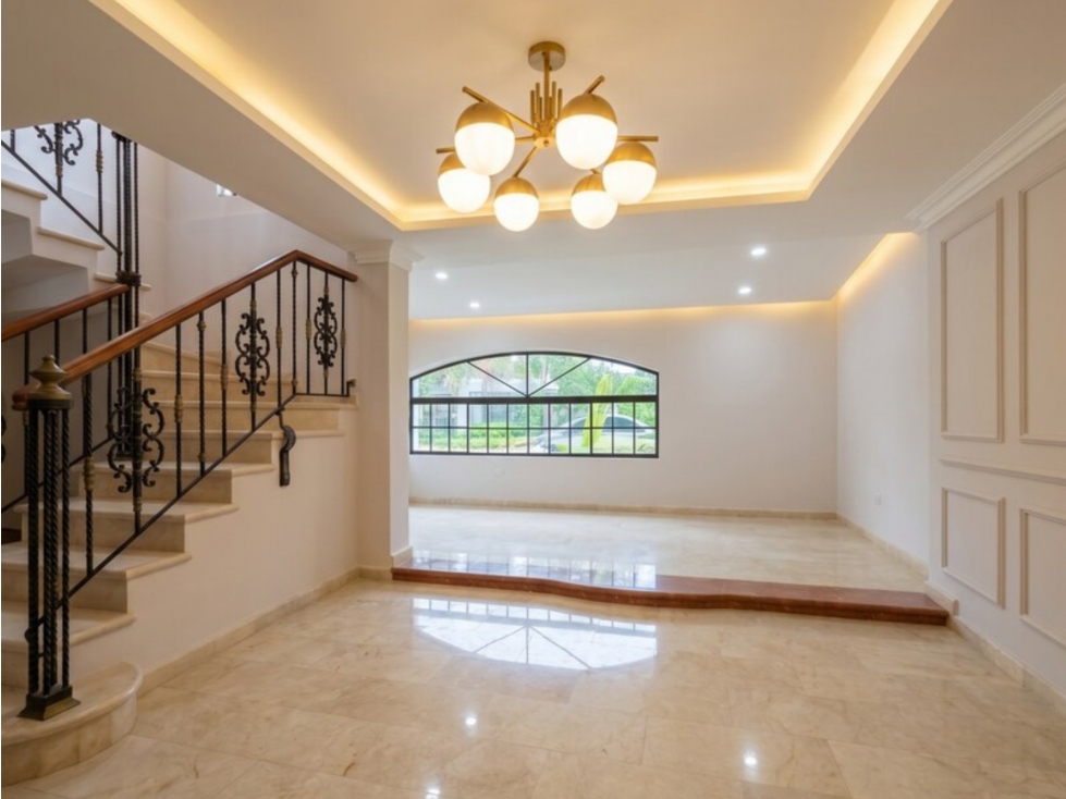 CASA EN VENTA EN VILLA CAMPESTRE