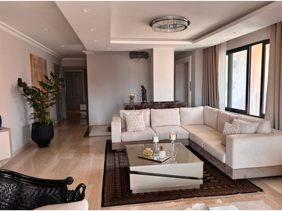 VENTA DE PENTHOUSE EN EL GOLF — foto 2