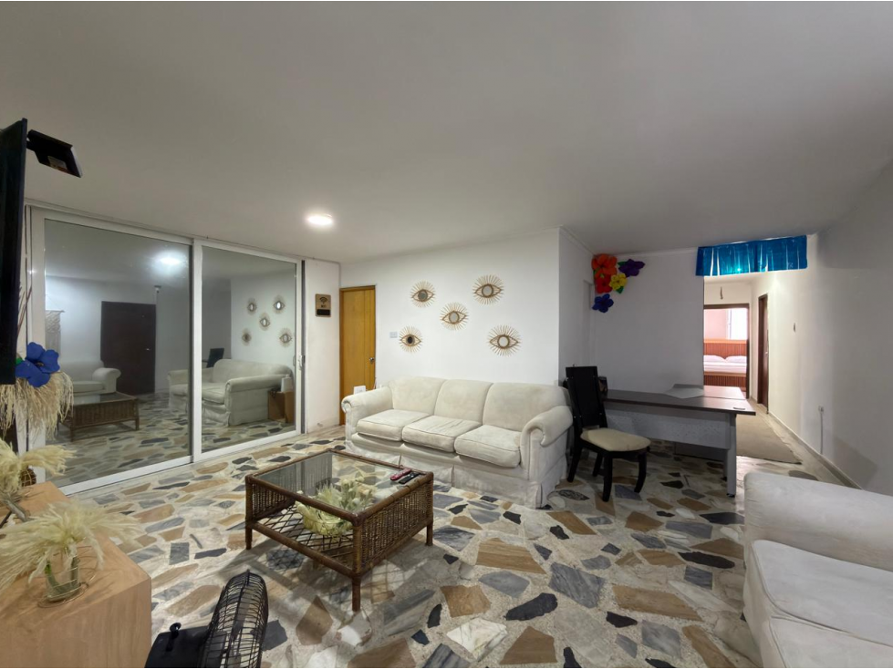 VENTA DE HOSTAL EN RIOMAR — foto 3