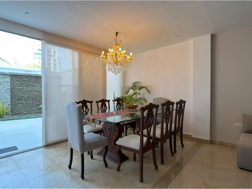 VENTA DE CASA DE TRES NIVELES EN VILLA SANTOS - 2