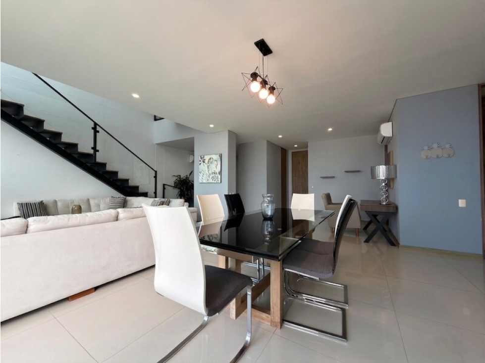 VENTA DE PENTHOUSE EN RIOMAR — foto 3