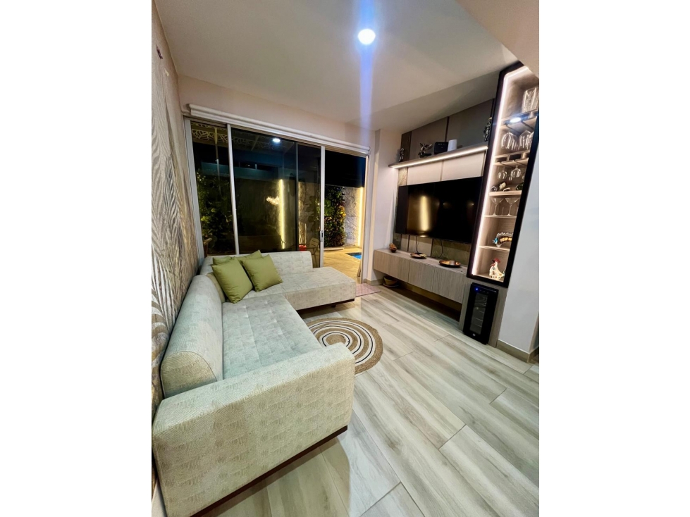 VENTA DE CASA EN PUNTA ROCA