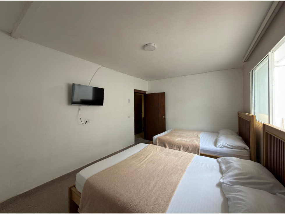 VENTA DE HOSTAL EN RIOMAR — foto 6
