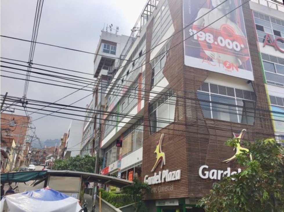 VENTA O ARRIENDO LOCAL MEDELLIN MANRRIQUE LA 45 GARDEL PLAZA - 4