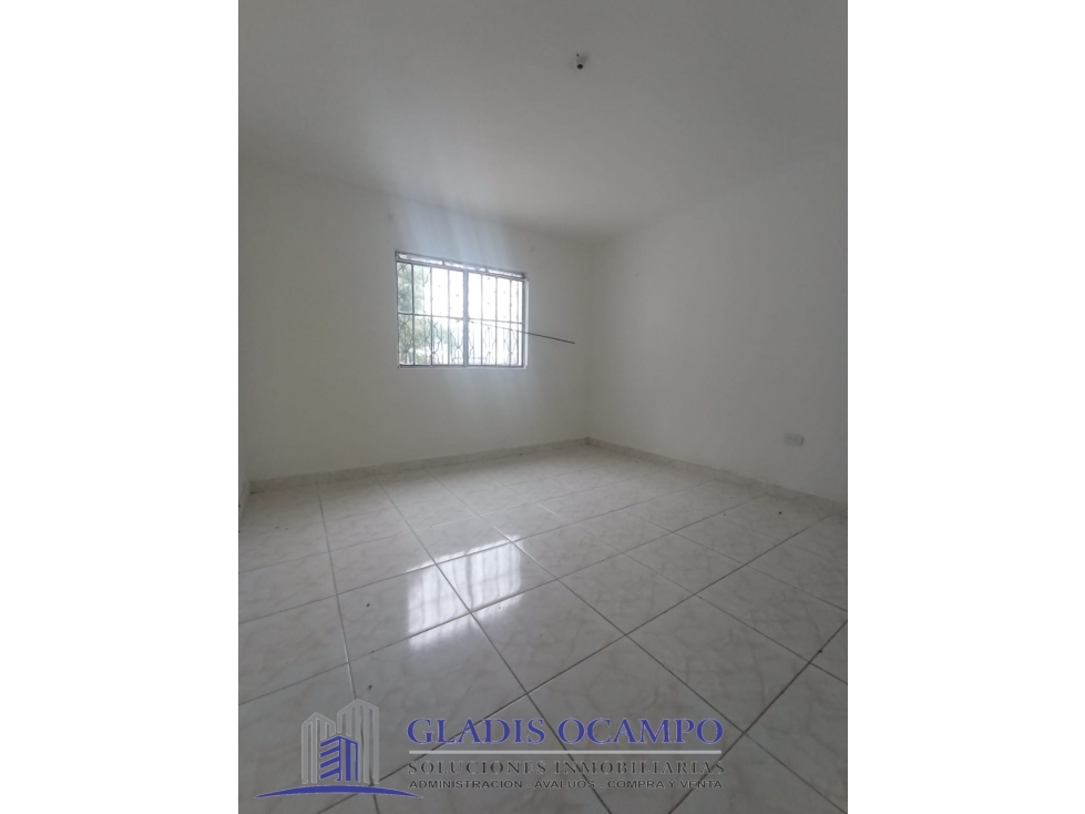 Casa en primer piso - 2