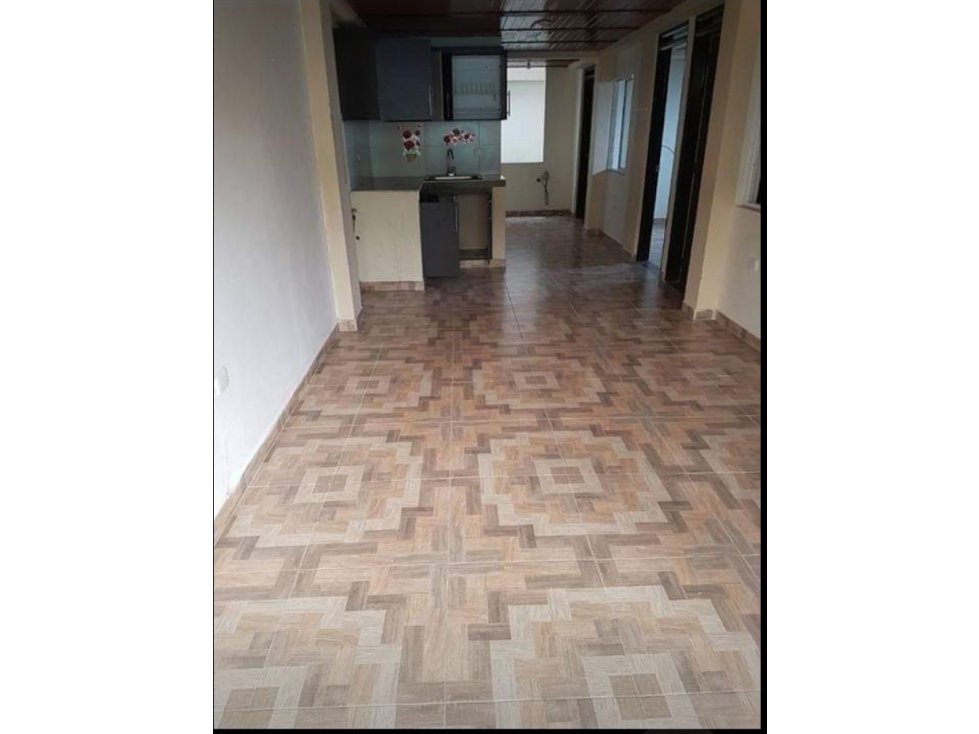 Apartamento en la hermosa- segundo piso - 1