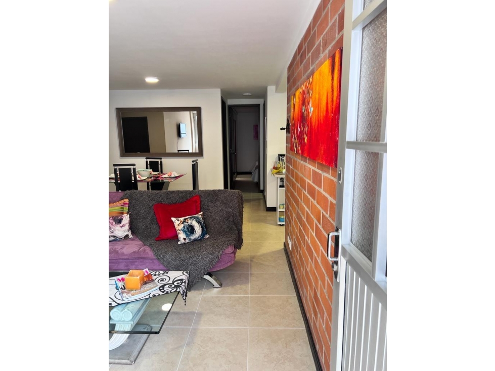 CASA PARA LA VENTA - EXCELENTE UBICACIÓN - 5