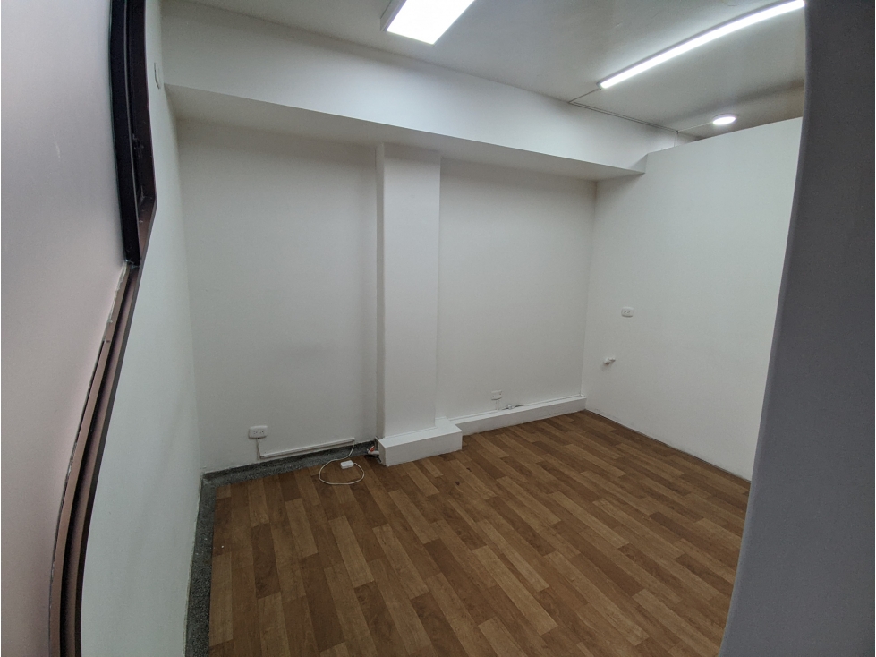 Local comercial ubicado en Pinares. - 3