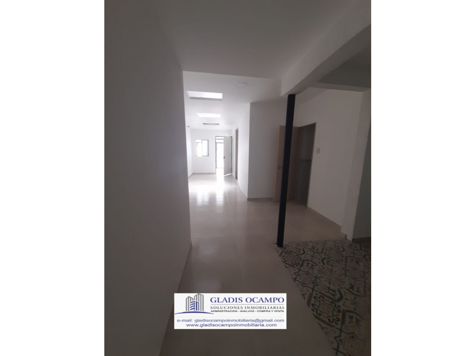 CASA PARA LA VENTA - EXCELENTE UBICACIÓN - 3