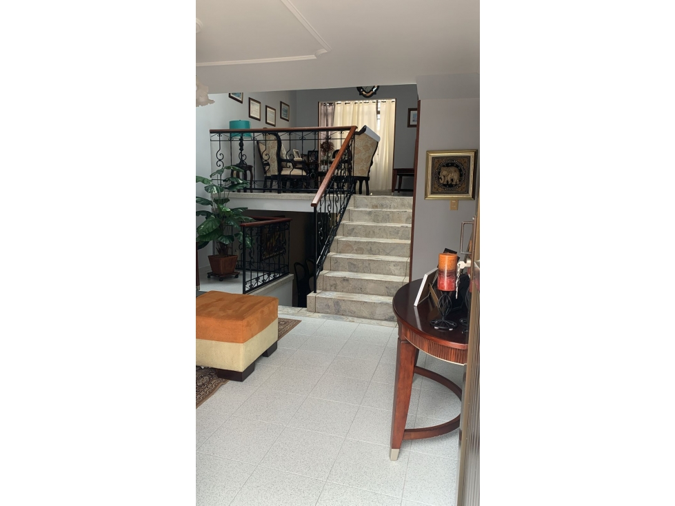CASA PARA LA VENTA - UNIDAD CERRADA - 2