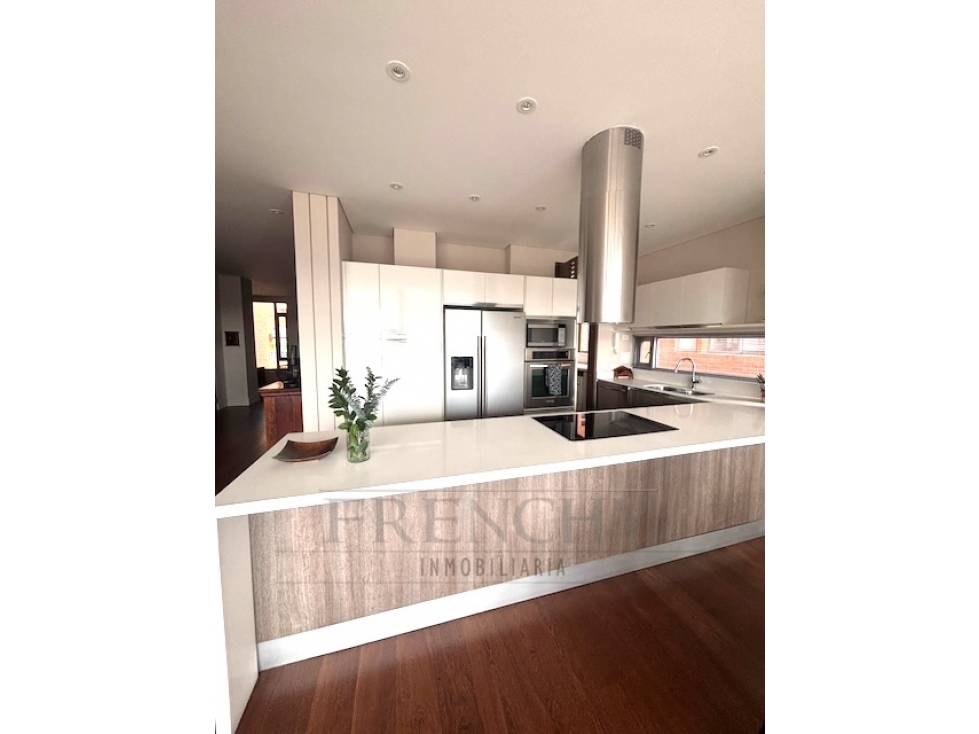 Arriendo grandioso apartamento amoblado en Emaus Rosales - Bogota — foto 3
