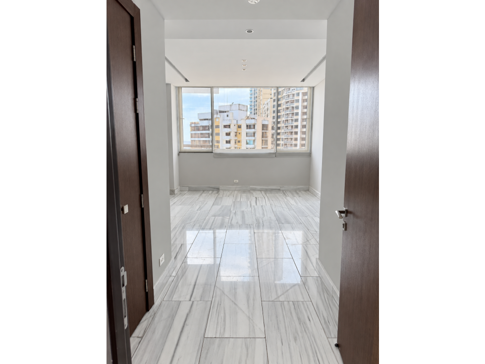 SE ALQUILA APARTAMENTO DE LUJO THE TOWERS PAITILLA — foto 5