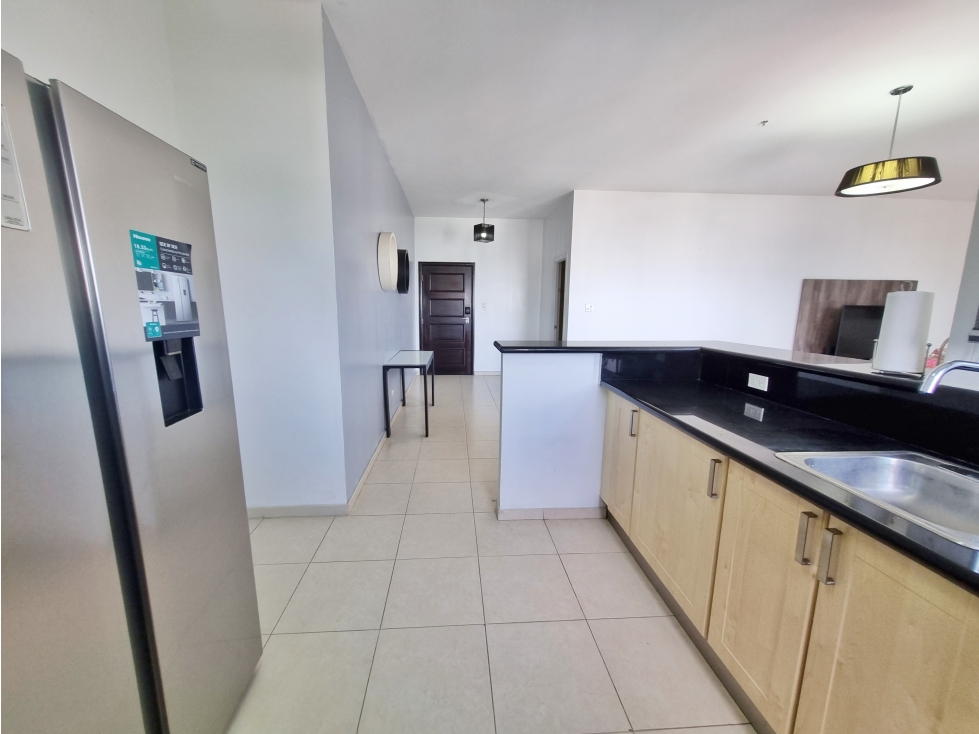 SE VENDE APARTAMENTO EN PH VISTA DEL MAR AVENIDA BALBOA — foto 2