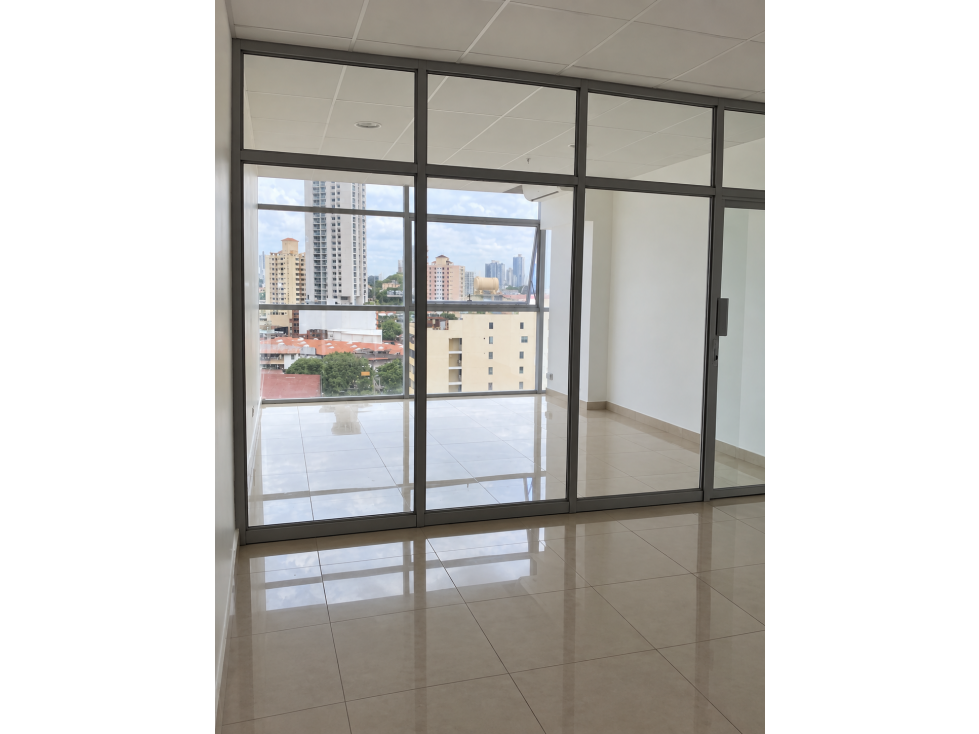 SE VENDE OFICINA TORRE OBARRIO 60 - 3
