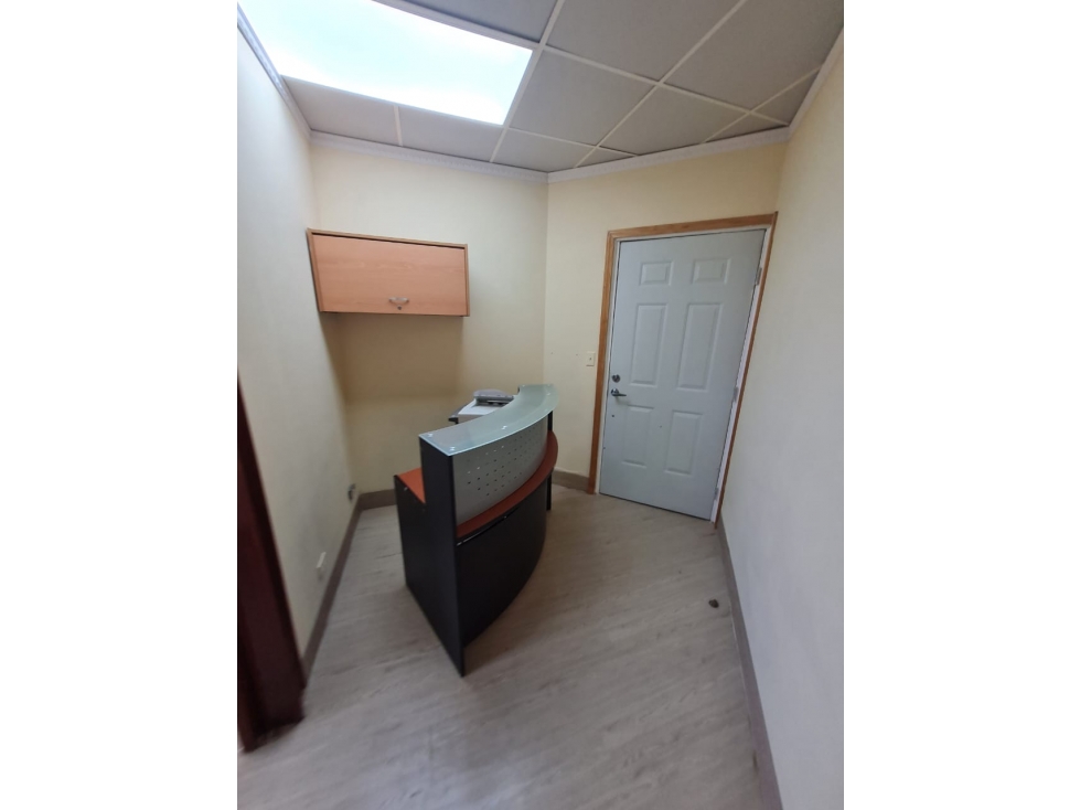 SE ALQUILA EN CONSULTORIOS SAN FERNANDO — foto 4