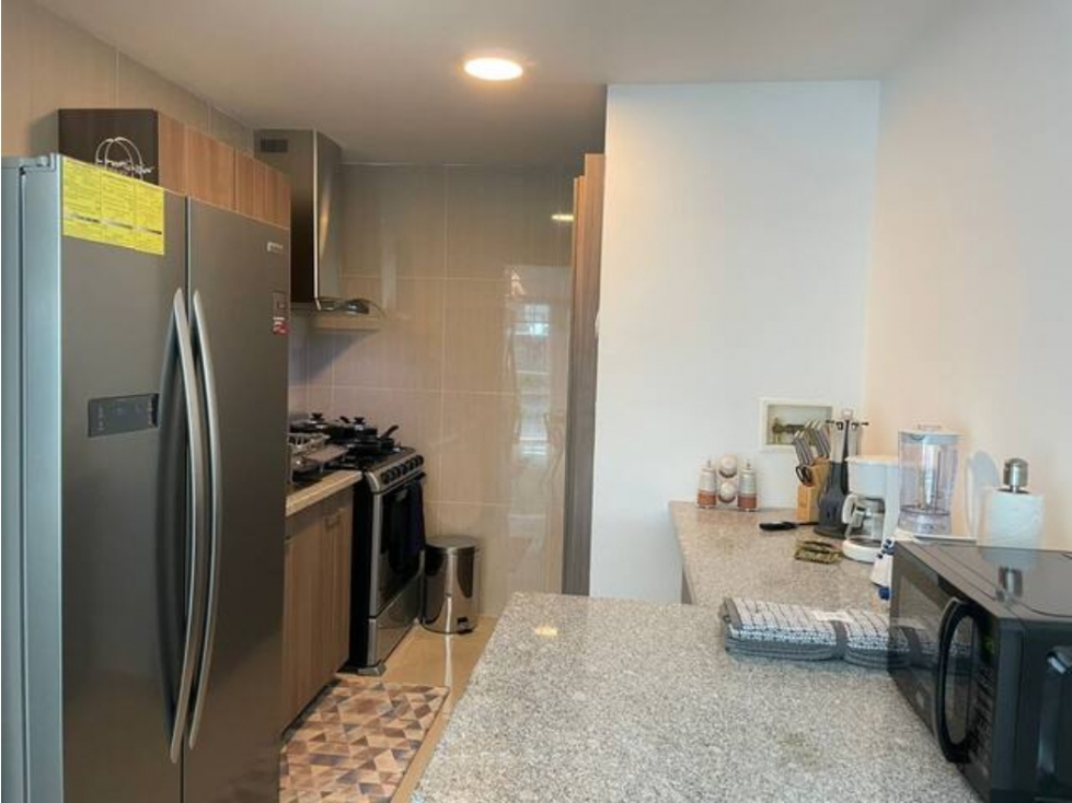 SE ALQUILA APARTAMENTO EN PH GV43 AVENIDA BALBOA — foto 4