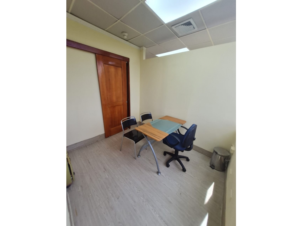 SE ALQUILA EN CONSULTORIOS SAN FERNANDO — foto 6