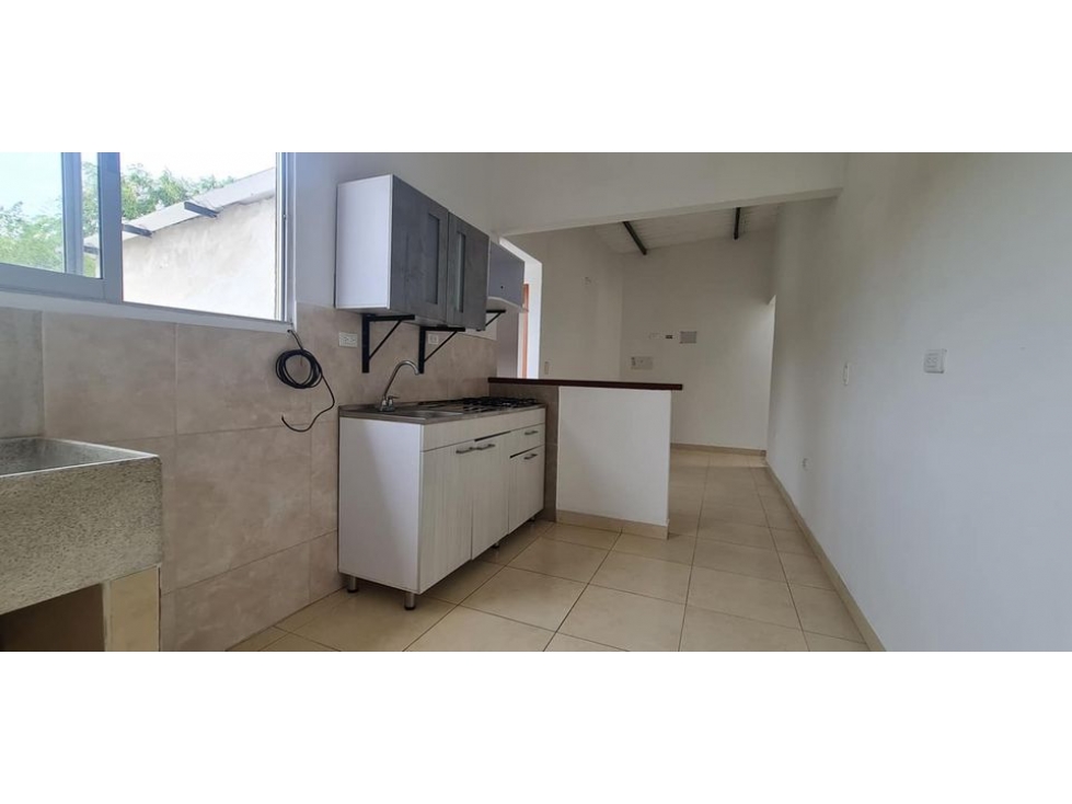 VENDO APARTAMENTO EN CHINACOTA - 1