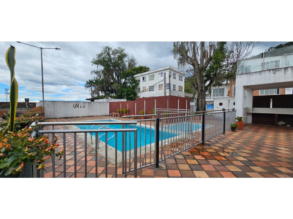 VENDO APARTAMENTO DE OPORTUNIDAD EN CHINACOTA - 3