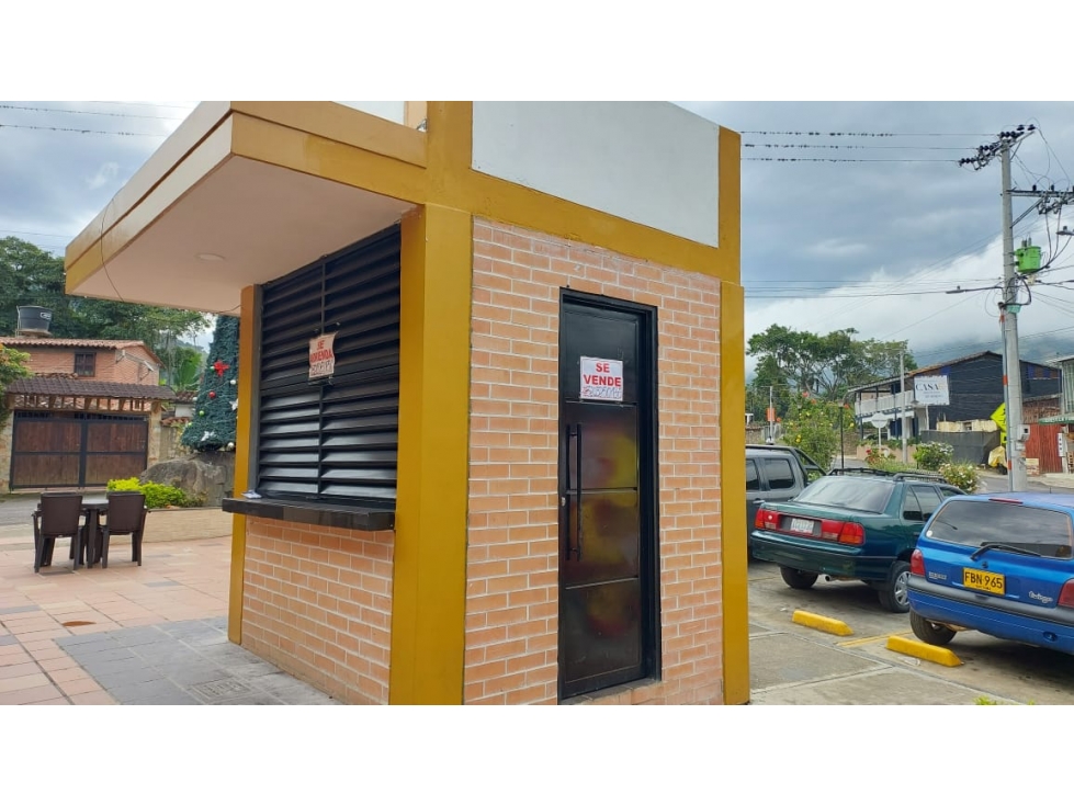 ARRIENDO LOCAL COMERCIAL EN CHINACOTA - 1