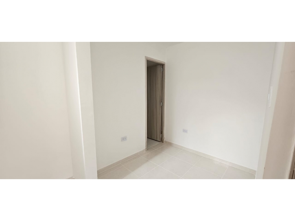 ARRIENDO CASA PARA ESTRENAR EN PALMANOVA (CHINACOTA) - 4