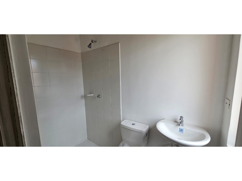 ARRIENDO CASA PARA ESTRENAR EN PALMANOVA (CHINACOTA) - 5